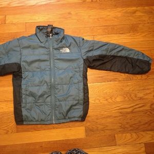 North face Youth S(7/8) Blue Puffer Jacket